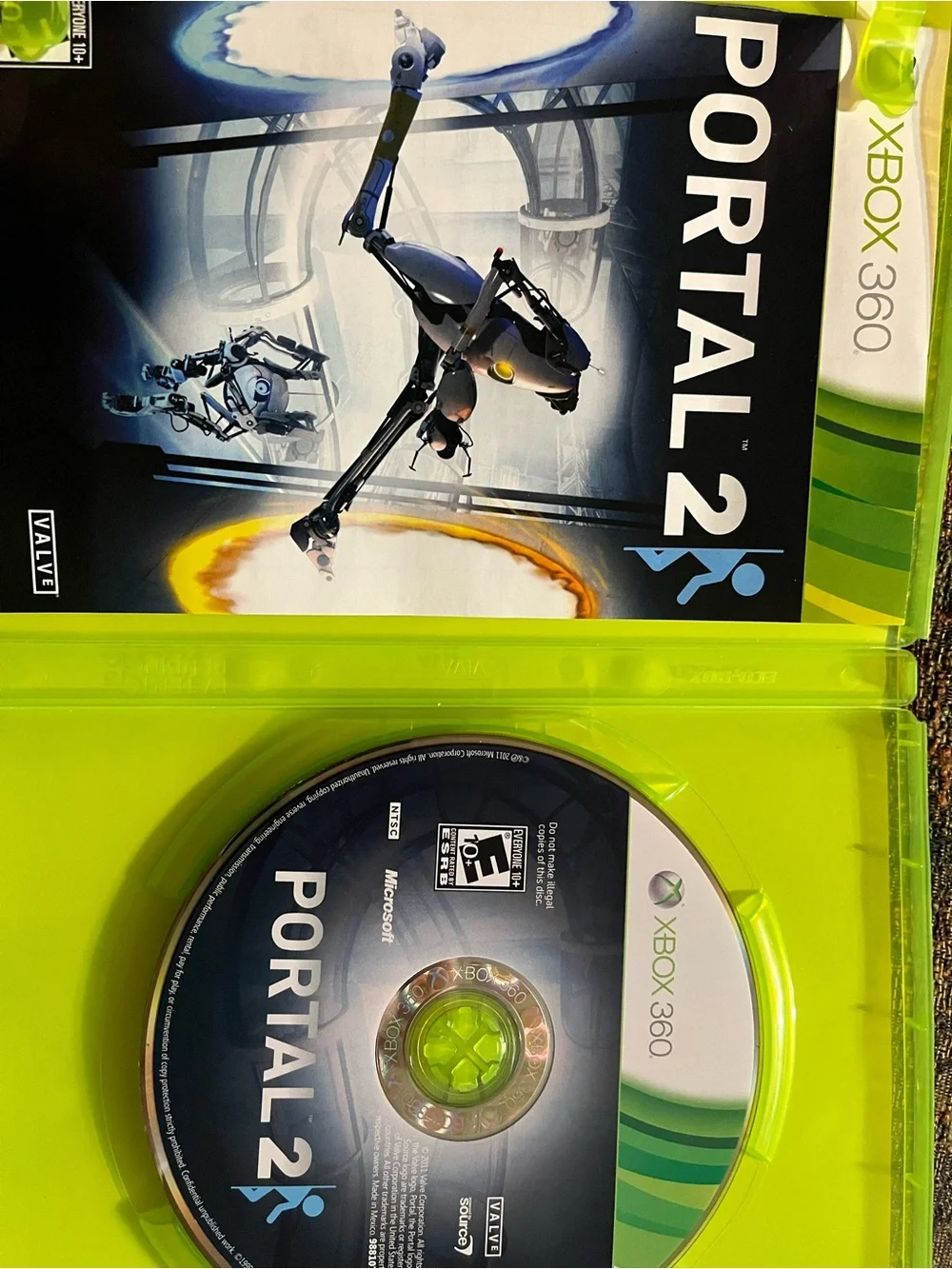 Portal 2 - Blue/Orange Cover - Xbox 360